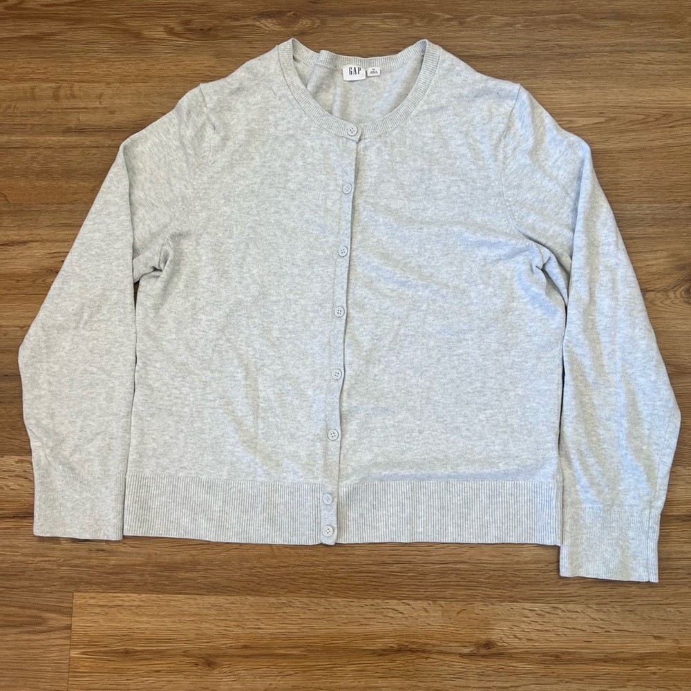 GAP Heather Gray Knit Sweater